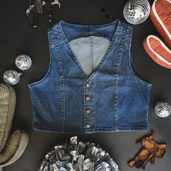 Pecos Queen Denim Vest - Picture 2 of 5